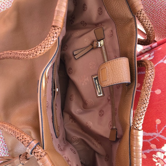 TORY BURCH  TAYLOR TRAVEL/WORK/LEISURE LEATHER BAG - Picture 8 of 8